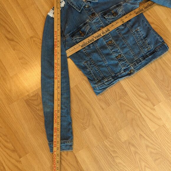 Delia’s Denim Jean Jacket Womens Small Y2K Crochet Flowers Floral - Picture 4 of 7